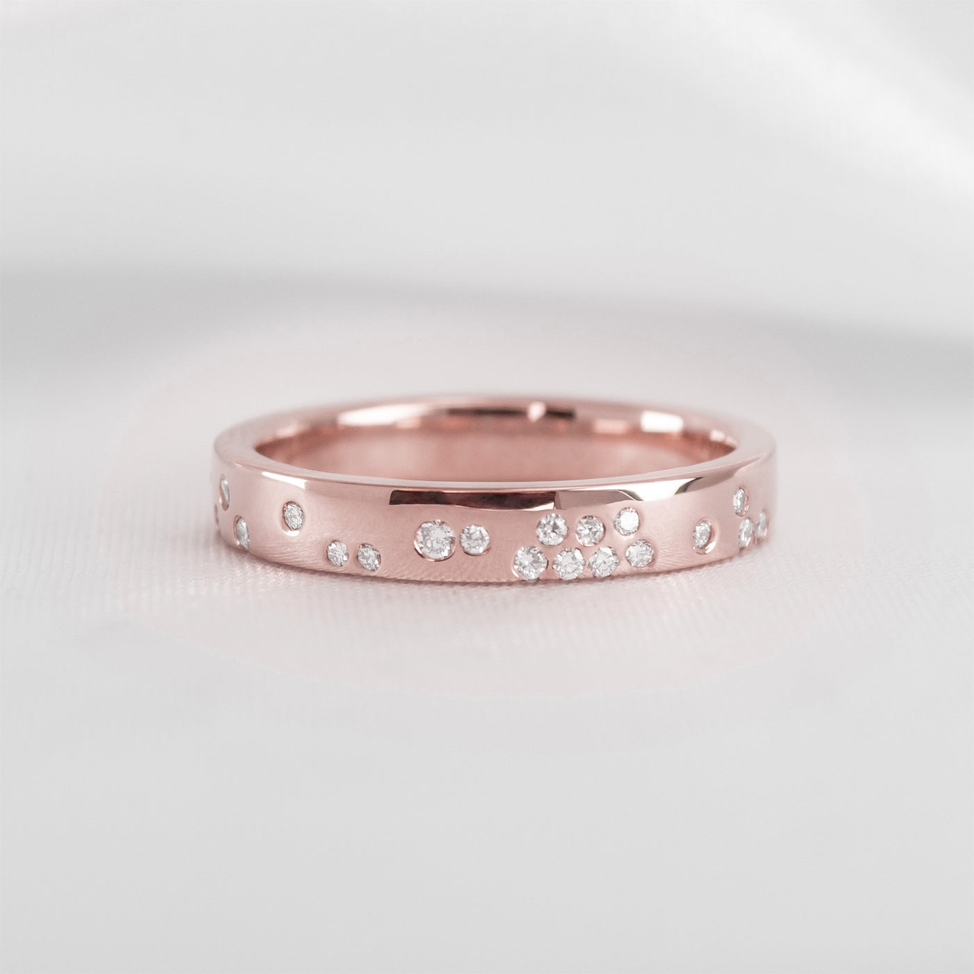 The Jordan Narrow Scatter Diamond Ring - Lisa Robin